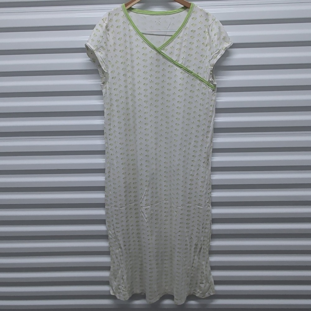 Unbranded Green White Geometric Print Nightgown Size Medium Sleep Dress V-Neck — photo 2